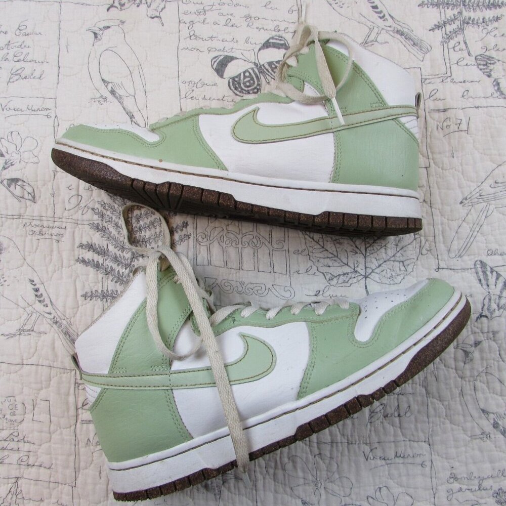 Nike Dunk High SE Inspected By Swoosh Honeydew Men's 9.5 shoes DQ7680-300 - Picture 3 of 6
